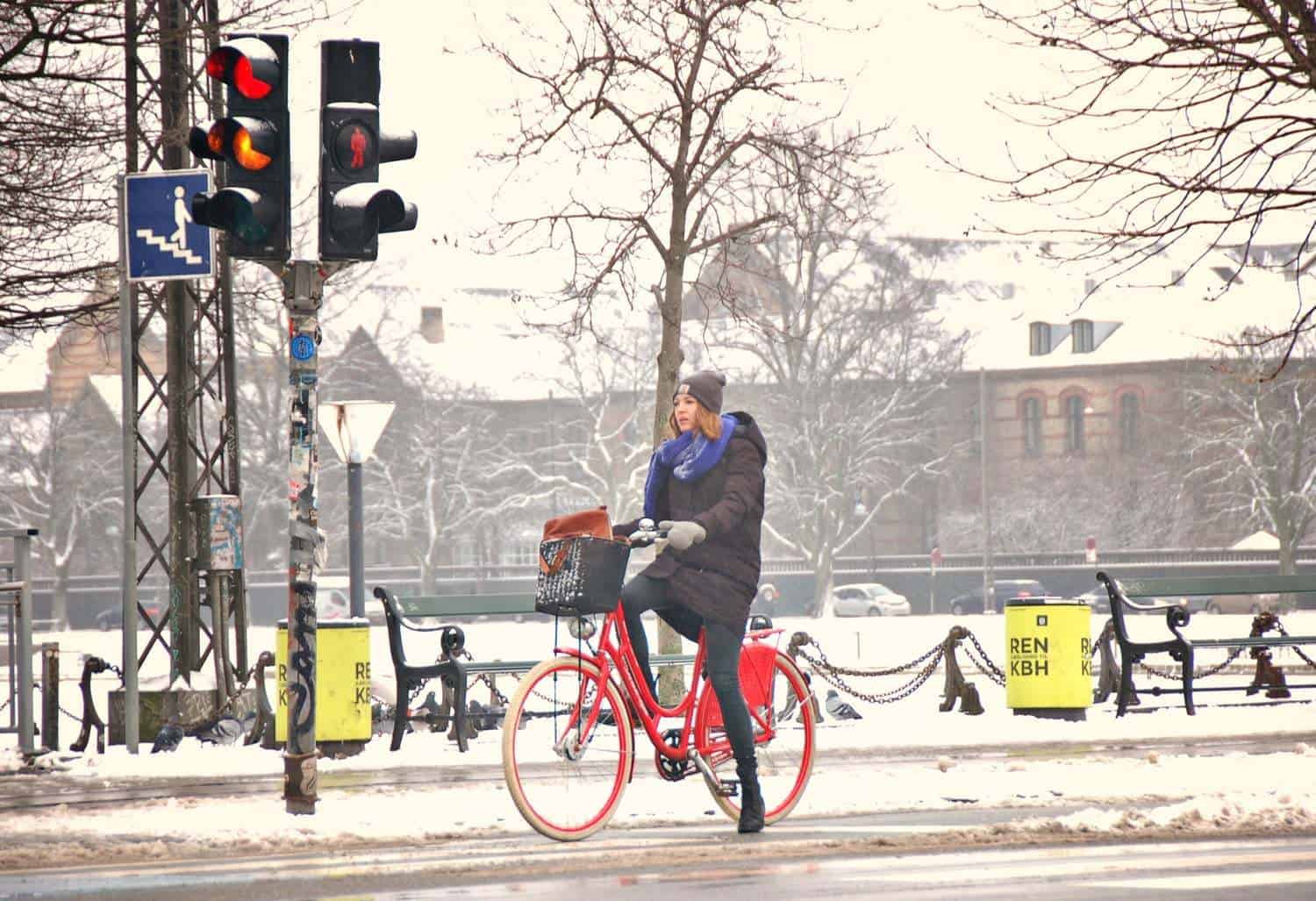 Brightly coloured jacket is one thing, but brightly coloured bike is double the cool