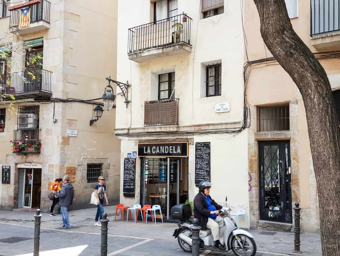 Hidden Barcelona - Plaça de Sant Pere