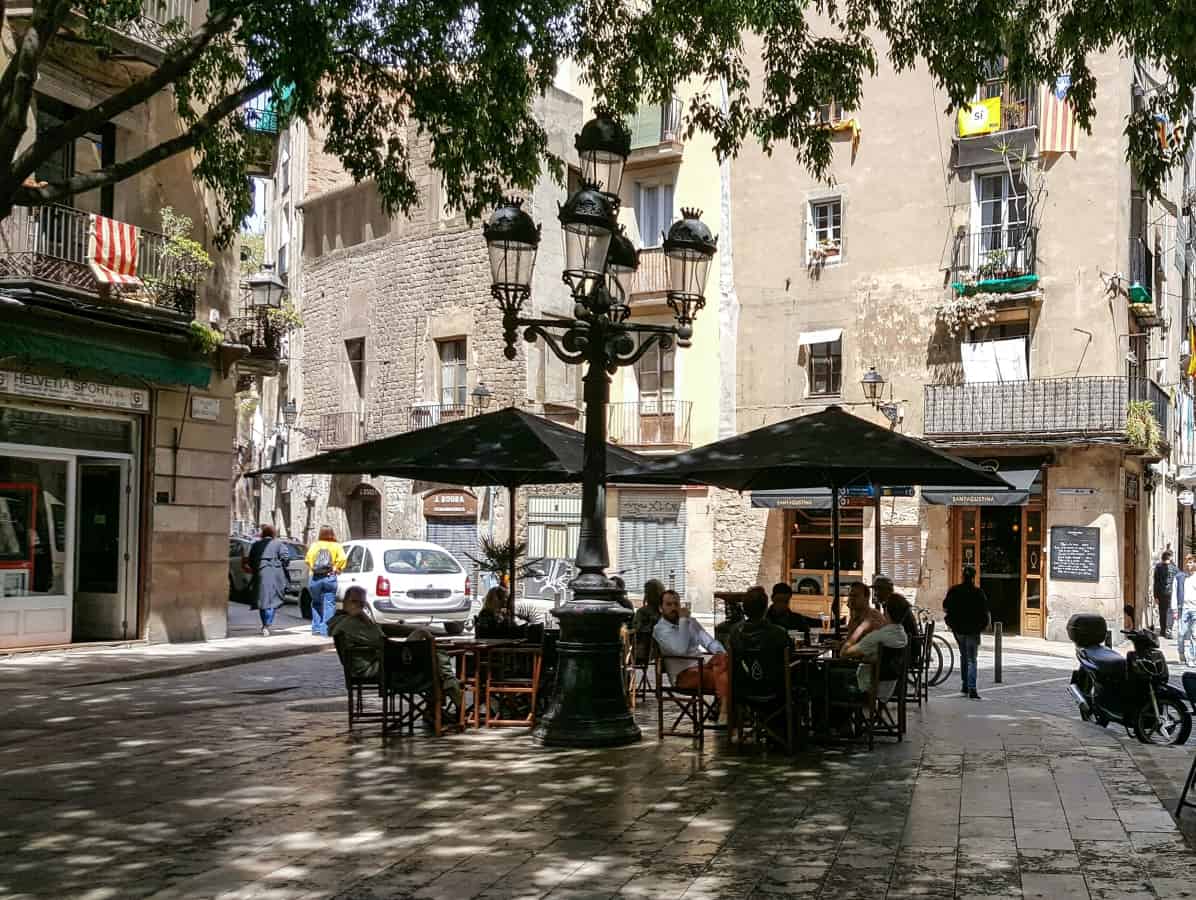 Hidden Barcelona - Picturesque plaças